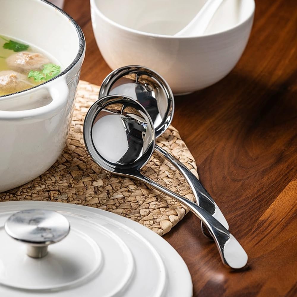 Wenkoni stainless steel ladle offers durability and rust resistance.
