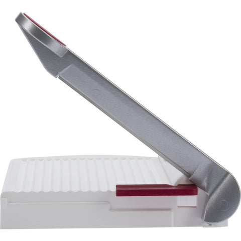 Westmark aluminum handle provides ergonomic grip during slicing tasks