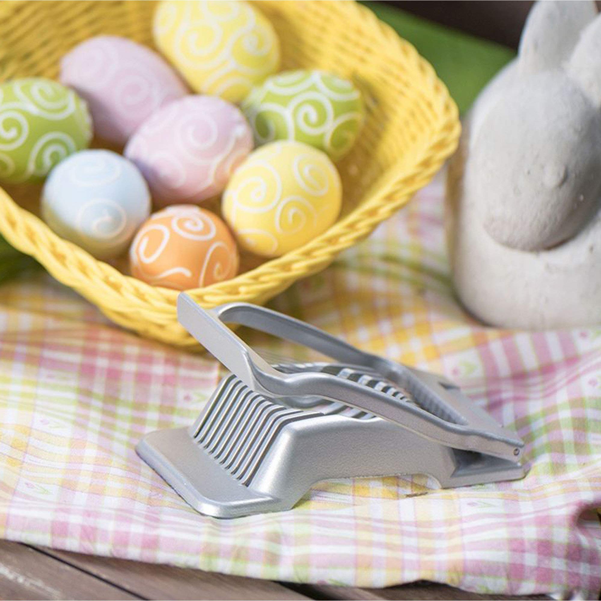 Westmark egg slicer dishwasher-safe feature simplifies cleanup after meals