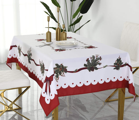 Durable Wewoch polyester tablecloth designed for indoor holiday gatherings.