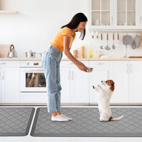 WEZVIX mat in sink area provides comfortable standing during chores.
