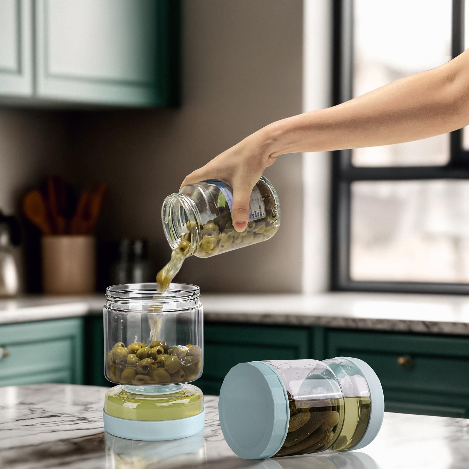 WhiteRhino dishwasher-safe pickle jar for simple kitchen cleanup