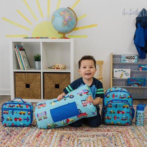Wildkin lunch box displays the Mom's Choice Award branding for trusted quality.