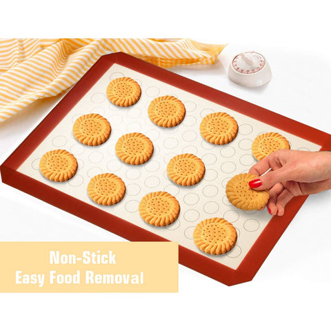 Wildone deep-sided baking sheet detail helps contain juices and reduce mess.