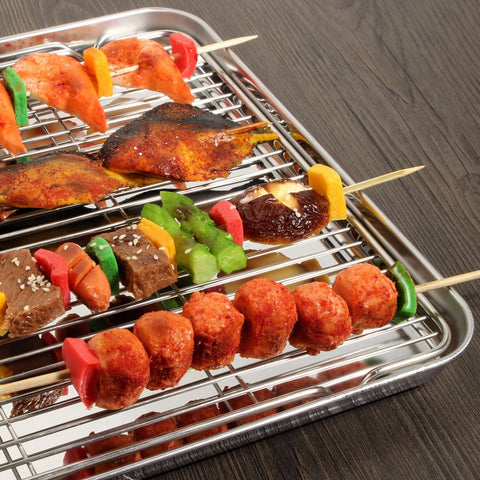 Wildone heavy-duty rack promotes air circulation for even heating.