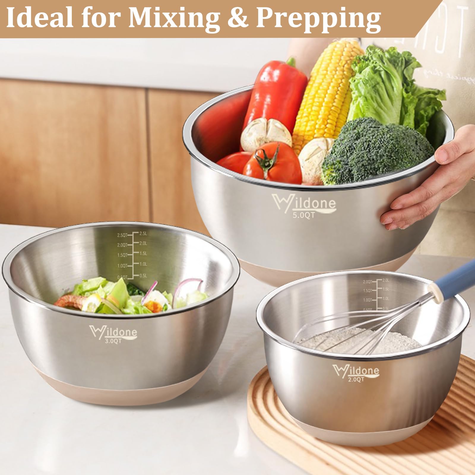 Wildone bowls feature a non-slip silicone bottom for stable mixing.
