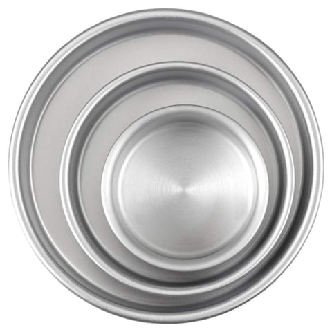 Wilton aluminum 8-inch round cake pan for reliable, even-layer baking