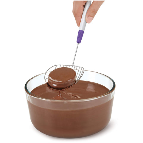 Wilton Candy Melts Dipping Scoop bowl-wide design stabilizes treats during dipping.