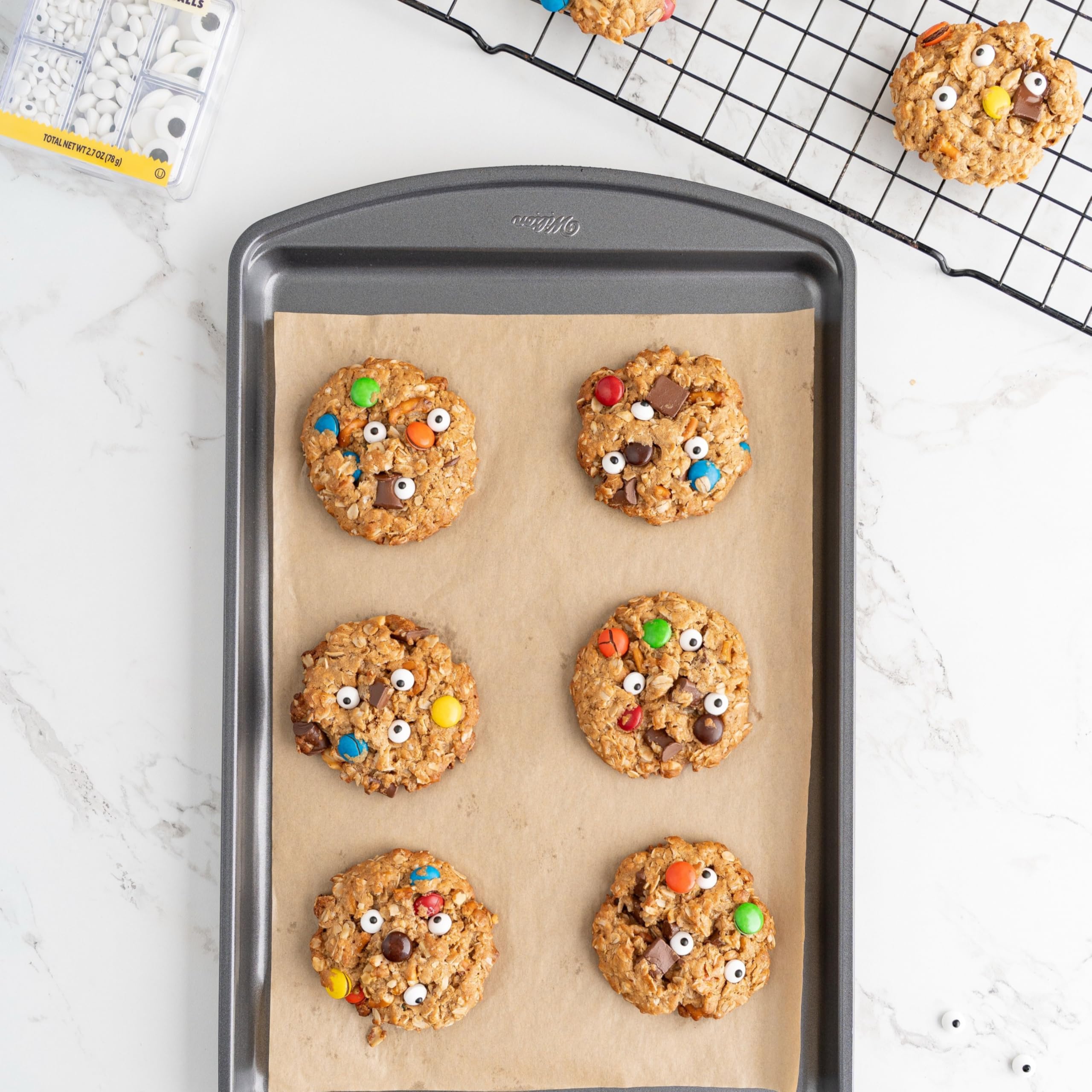 Wilton Gold Premium non-stick coating reduces sticking for quick food release and easy cleanup.