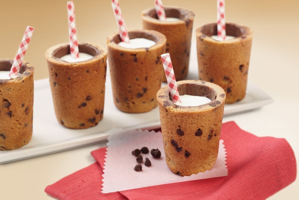 Wilton non-stick surface enables easy release of cookies and chocolate cups.