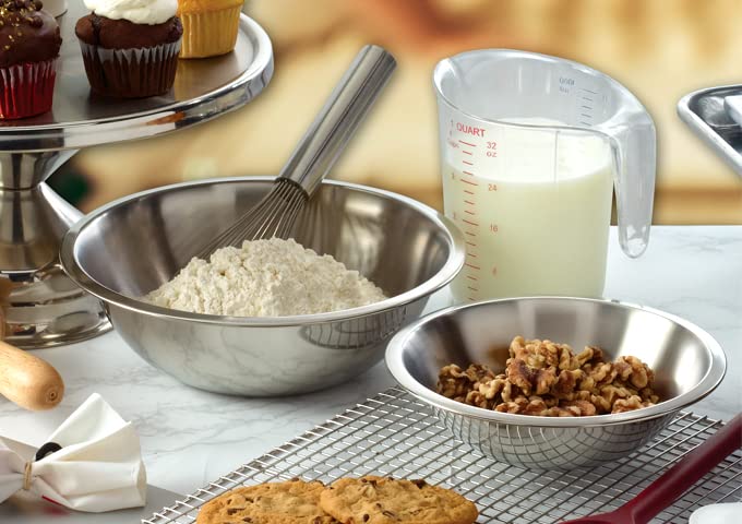 Winco MXB-800Q dishwasher-safe bowl ready for commercial kitchens.
