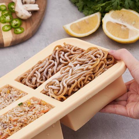 Winrock Easy-Release Silicone helps remove cubes quickly with minimal effort