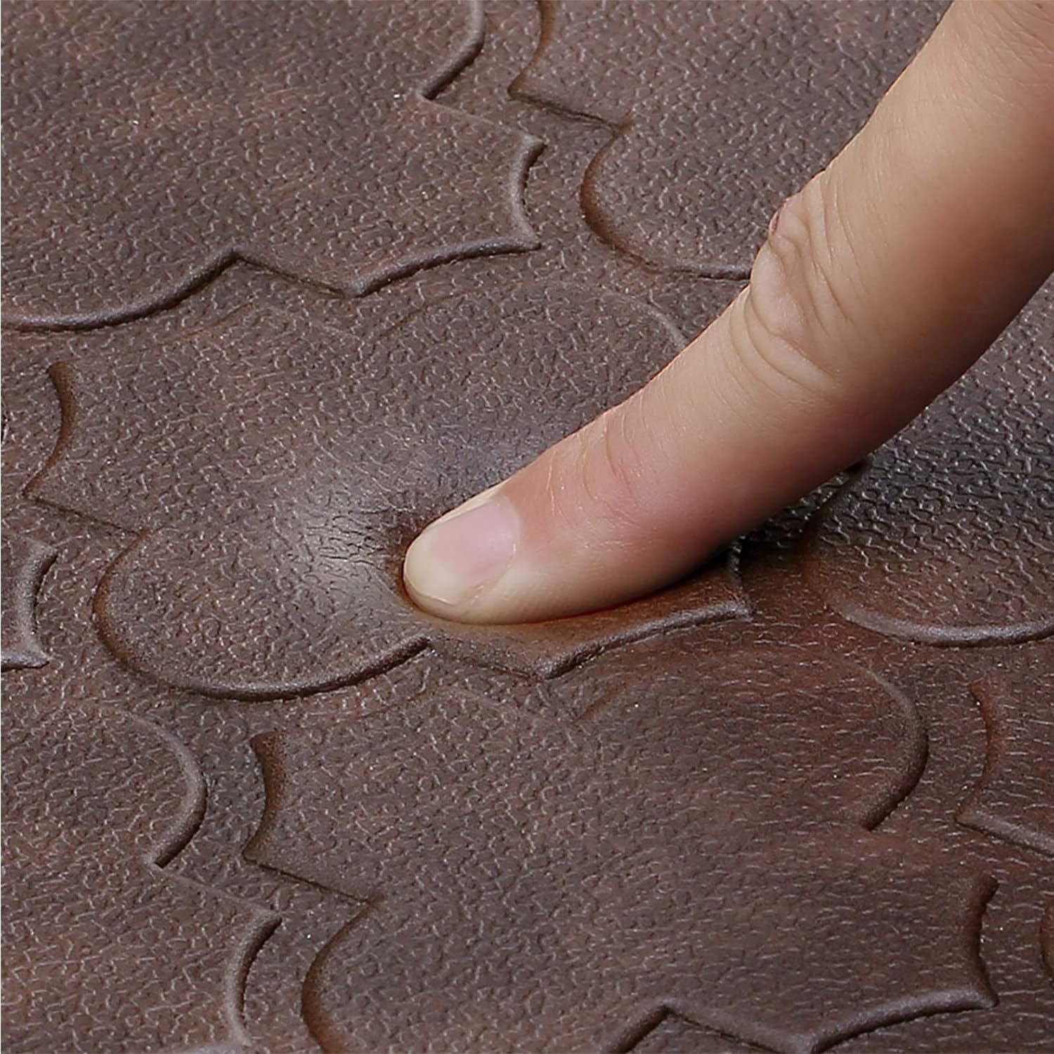 WISELIFE kitchen mat beveled edge helps prevent curling and tripping
