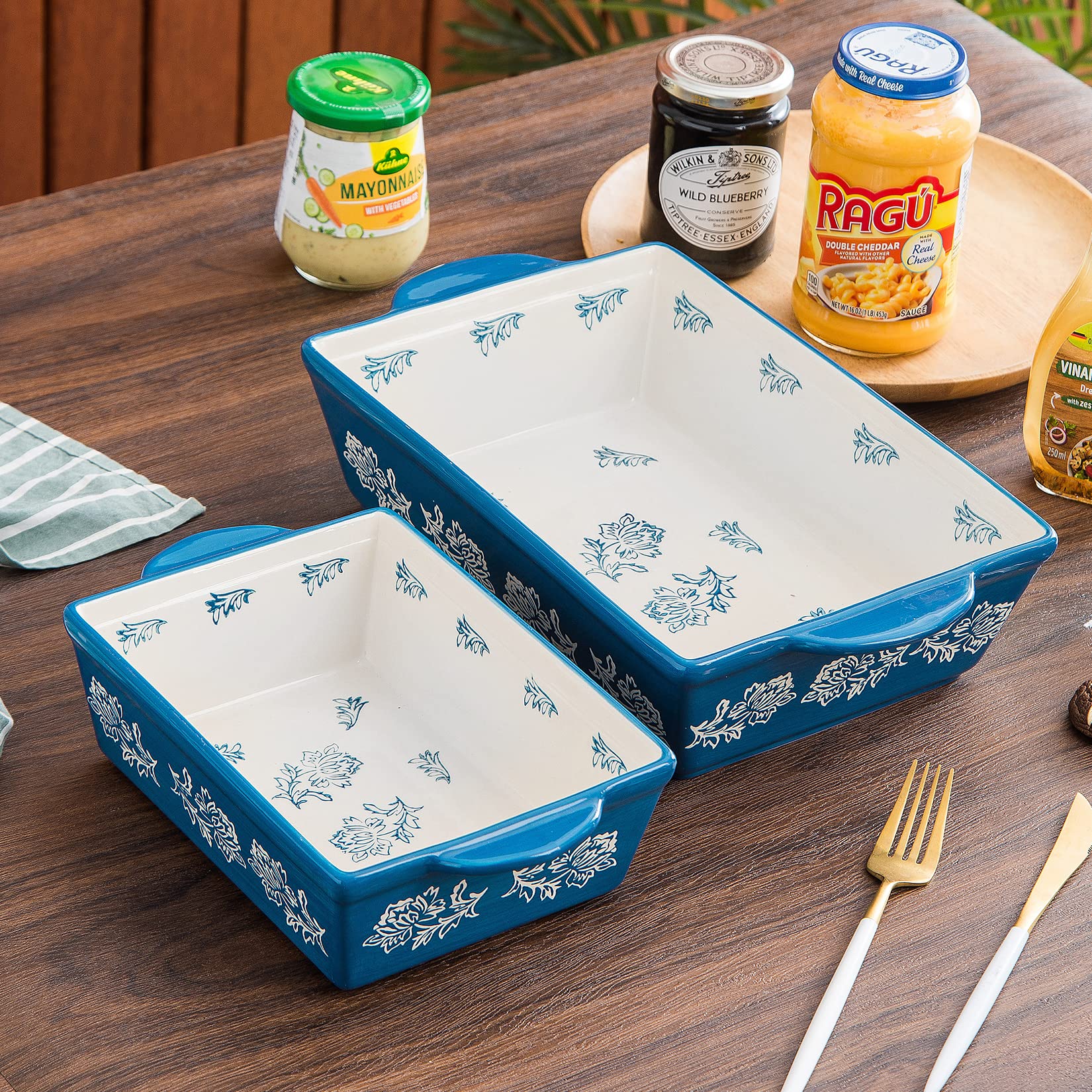Wisenvoy baking dish shown in oven, microwave, and freezer safe for versatile use.