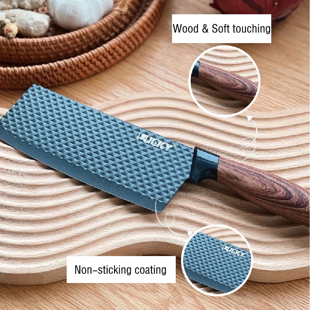 Wiztoynia ergonomic handle closeup shows comfortable, balanced grip.