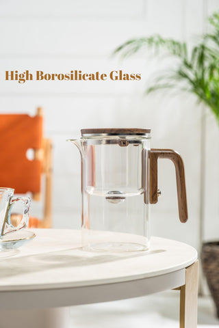 WOLTBLOOM Enchanti Tea Pot comes in premium gift packaging.