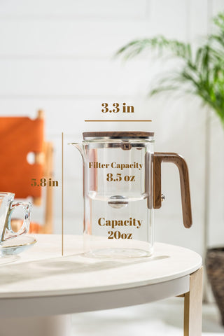 Removable infuser and lid simplify cleaning after loose leaf tea sessions.