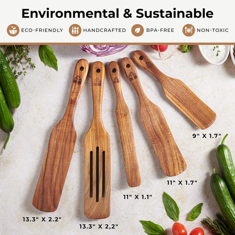 Natural teak grain detail on a Woodenhouse spurtle, emphasizing premium materials.