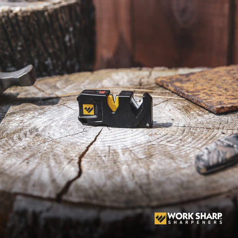 Work Sharp EDC Pivot Plus curved blade sharpening demonstrates consistent edge along the blade.
