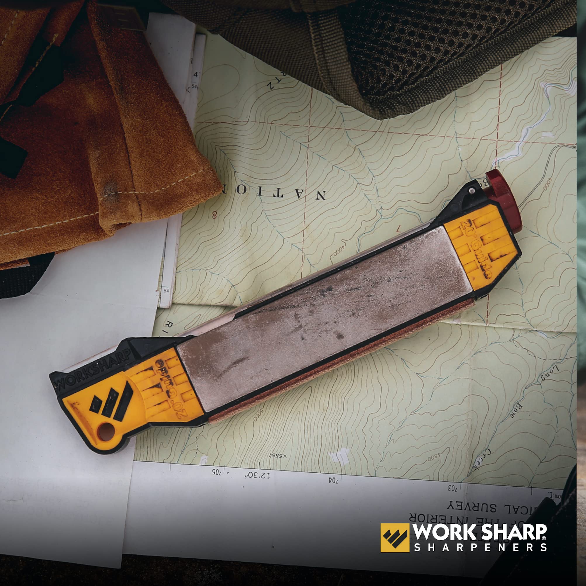 Work Sharp Guided Field Sharpener 3-Pack packaging and included accessories.