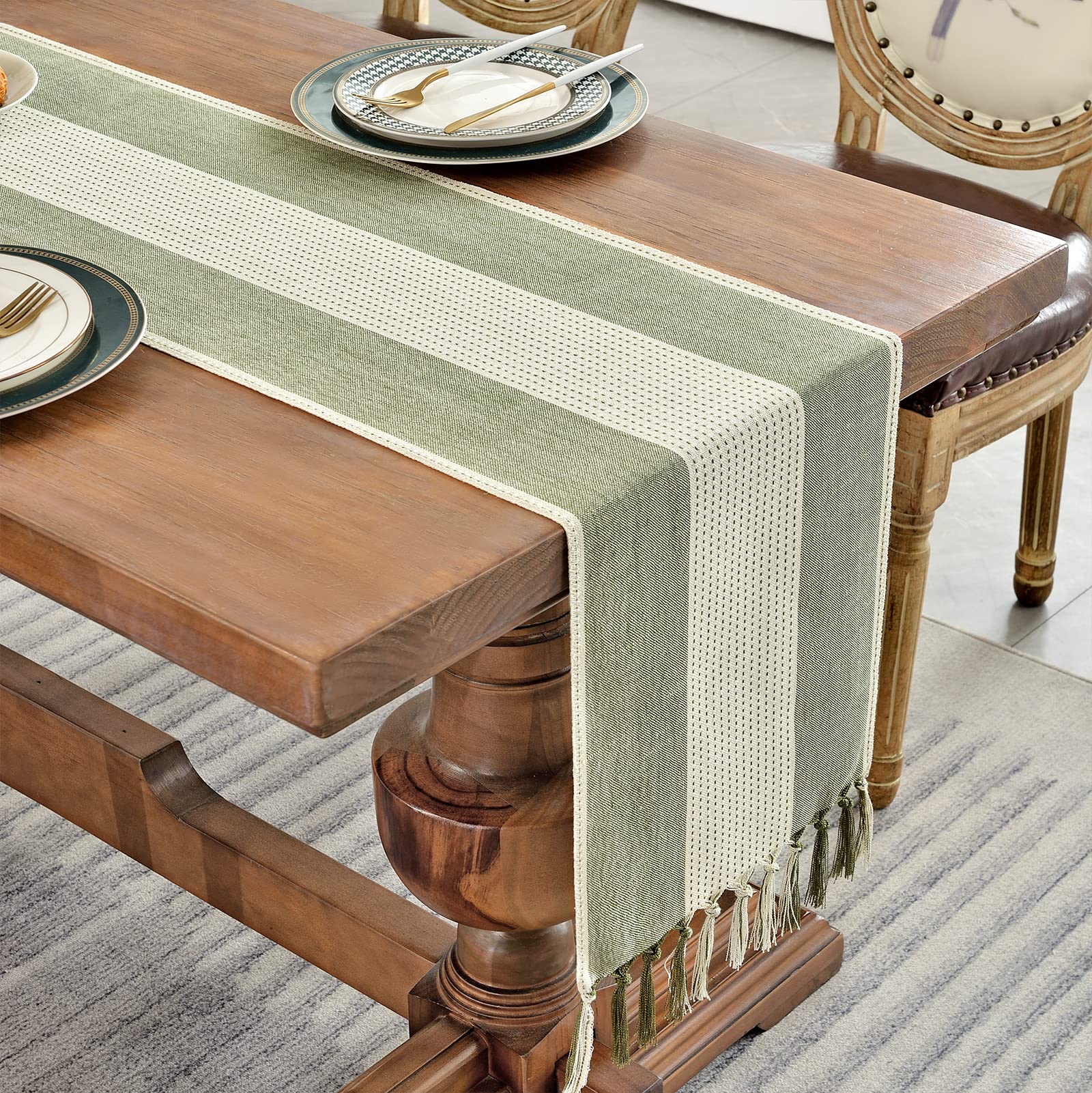 Wracra dresser decor setup brings subtle texture to room accents