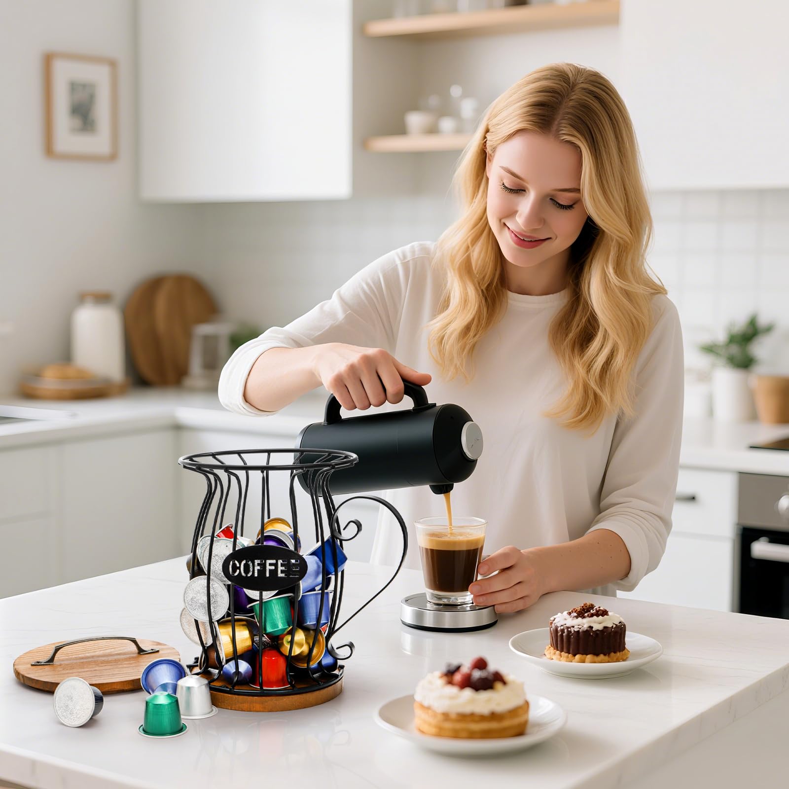 WRINGKIT matte-black finish pairs with wood for a cafe vibe.
