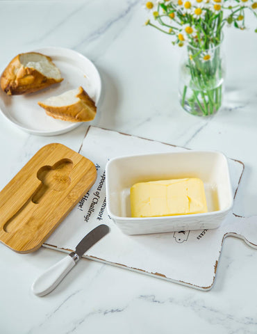 wtisan stone-pattern design adds farmhouse charm to kitchen decor