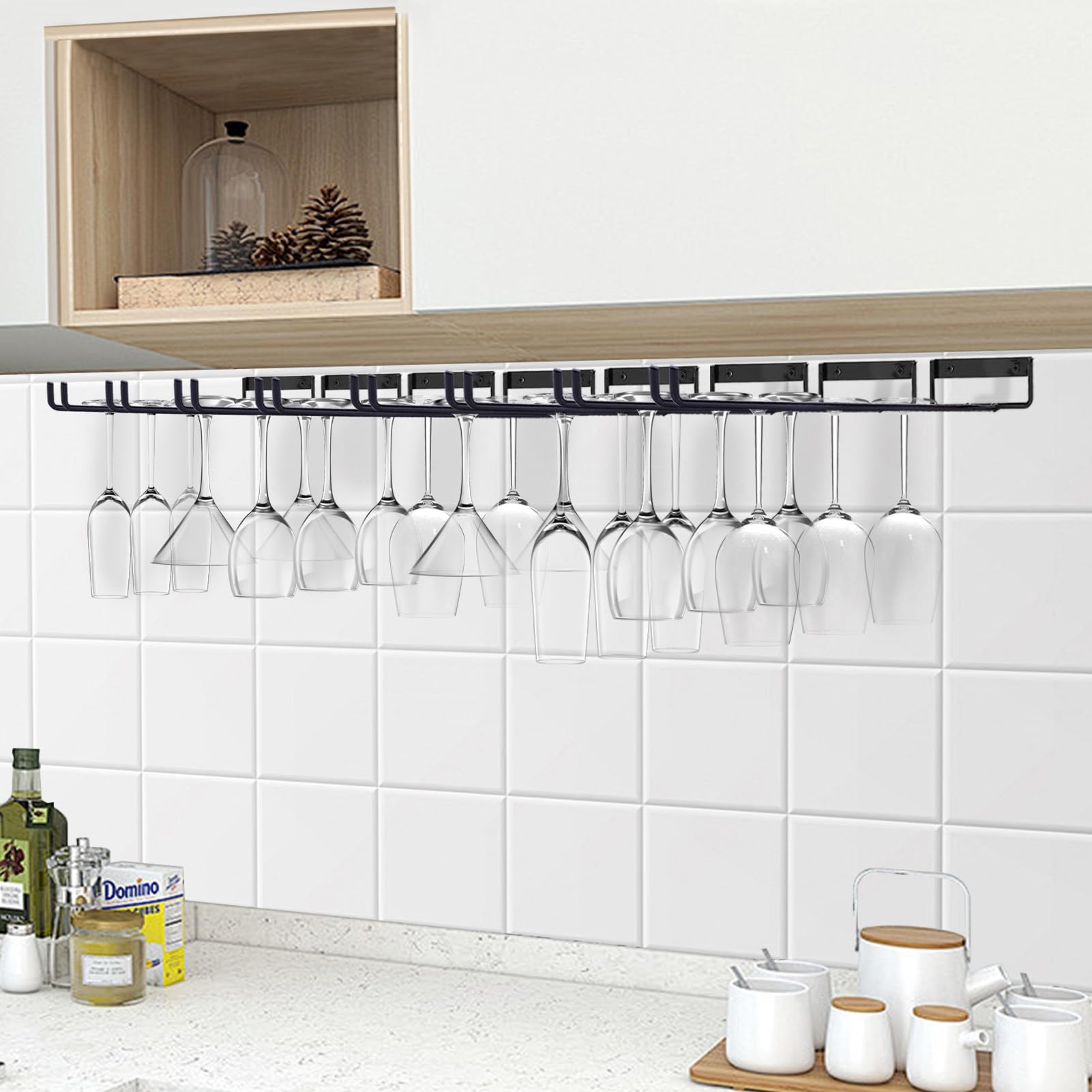 Wtiujhg Baowenbei holds 3-5 glasses per rack for versatile storage