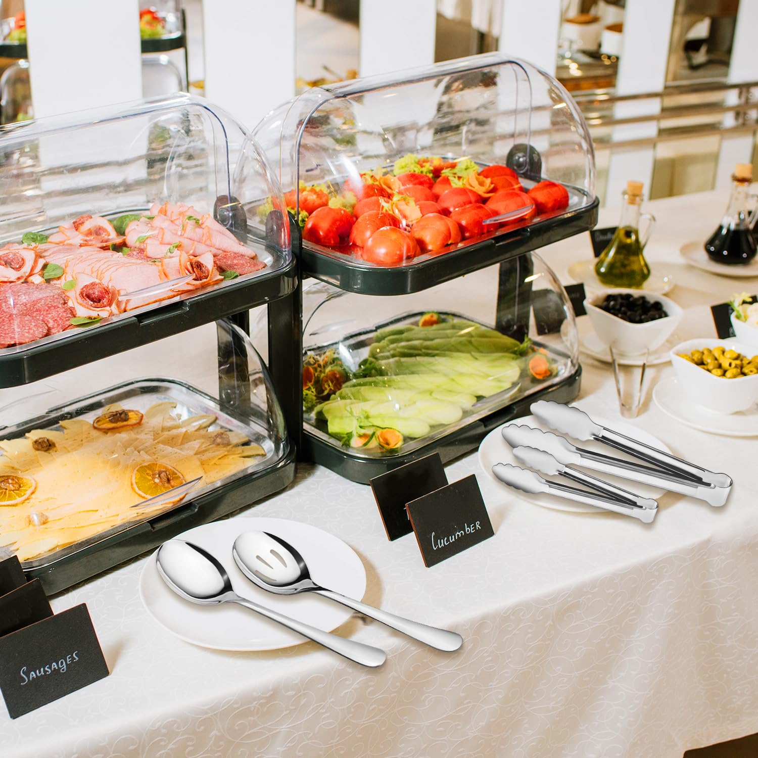XEVOM ergonomic handles offer comfortable serving during gatherings.