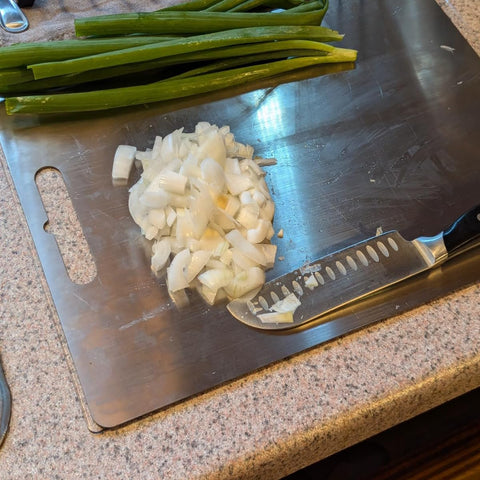 Xfenvs cutting board mat offers a clear surface, easy to wipe.