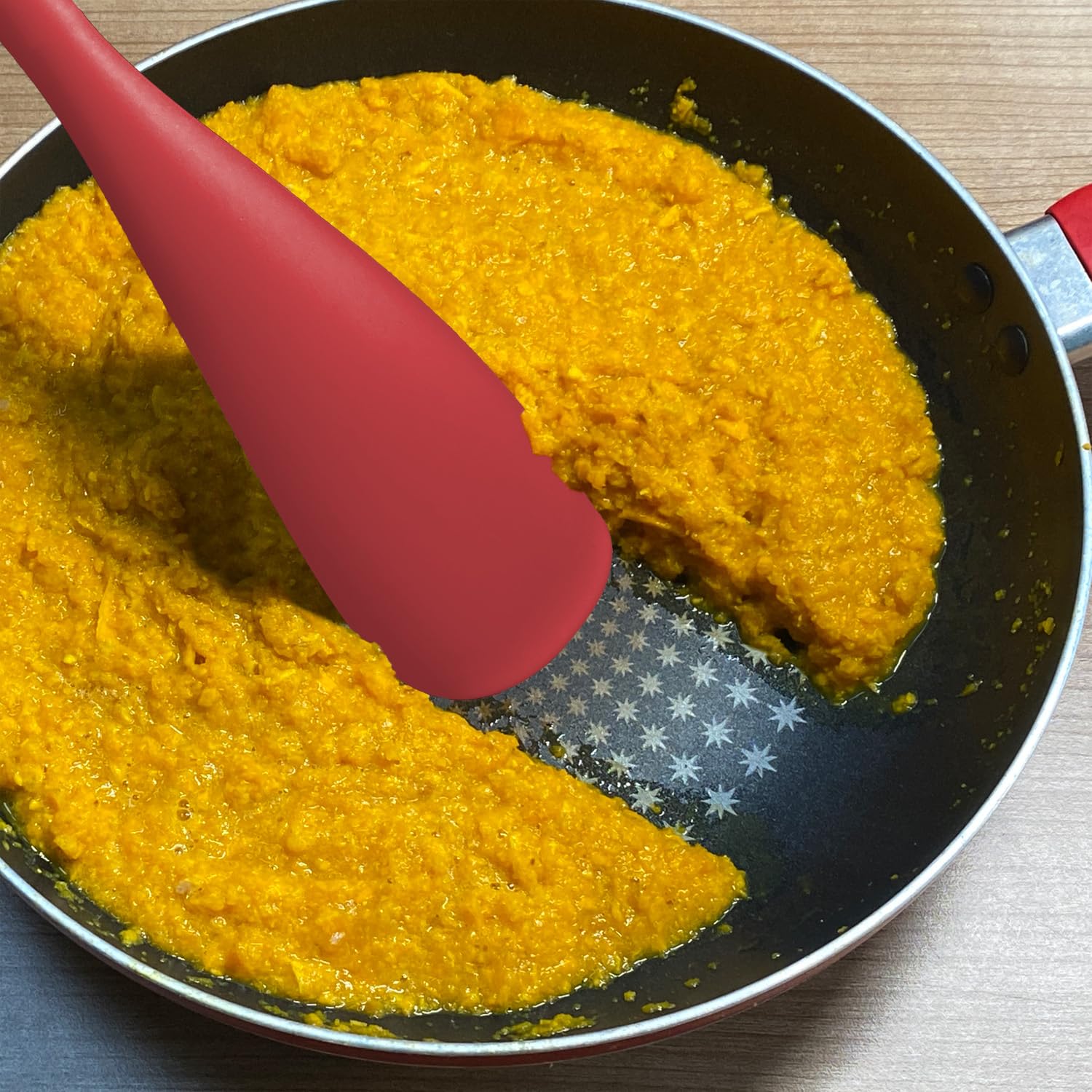 XiaoZu two-piece silicone spatula spoon ready for baking, stirring, and serving.