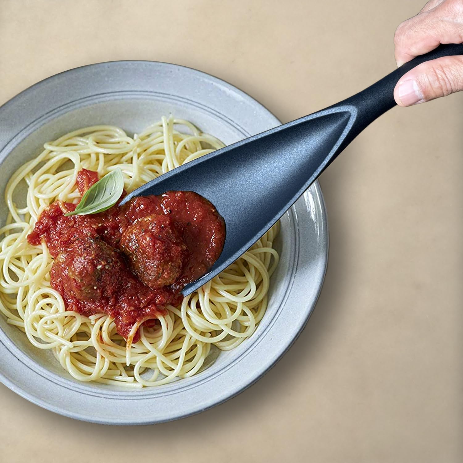 XiaoZu silicone spatula spoon excels at stirring and serving sauces.