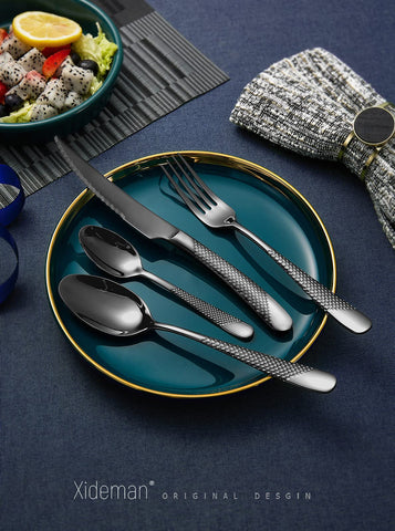 Xideman knives detail with ultra sharp 2-in-1 serrated blades.