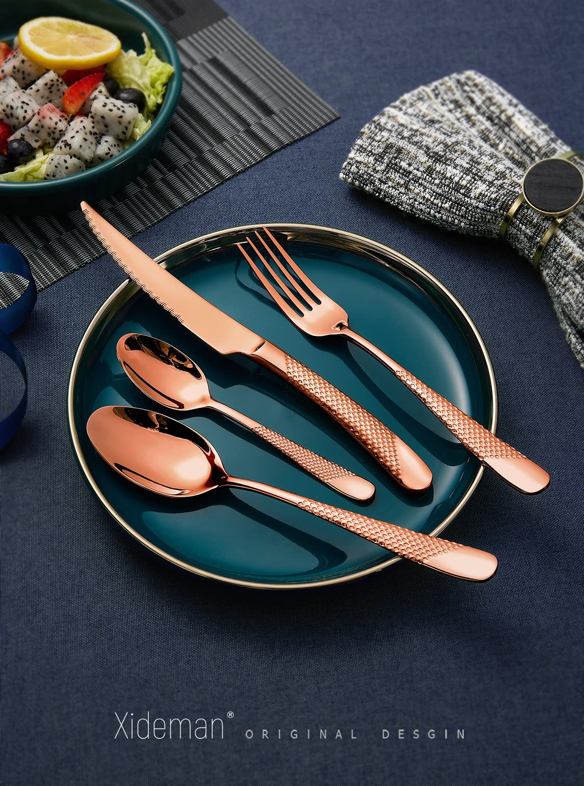 Xideman rose-gold 18/10 stainless steel dinner knives with ultra sharp serration.
