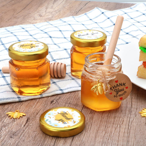 XING-RUIYANG jute twine roll complements rustic bee-themed table decor.