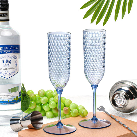 XUWAIDSGN clear plastic goblet combines glass-like look with shatter resistance
