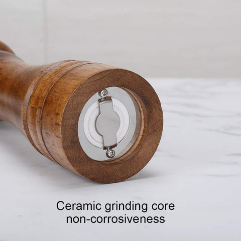 XWXO refillable-mechanism makes spice replenishment clean.