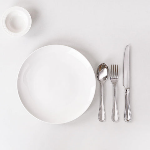 YALONG gift-ready ceramic plates, ideal for housewarmings and gatherings.