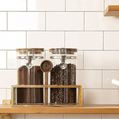 Yangbaga wide-mouth jars enable quick, mess-free access.