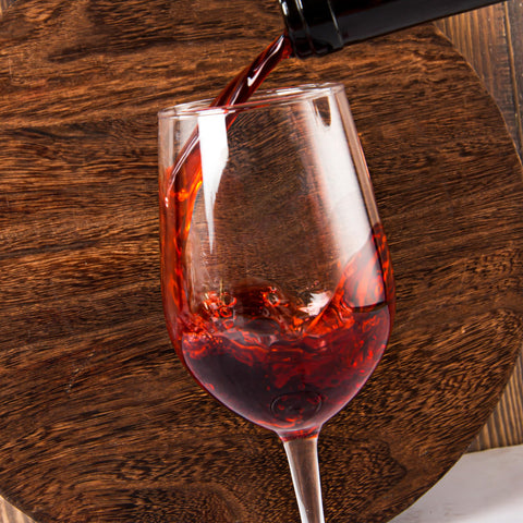 Yangnay wine glasses base stability close up showing sturdy footing
