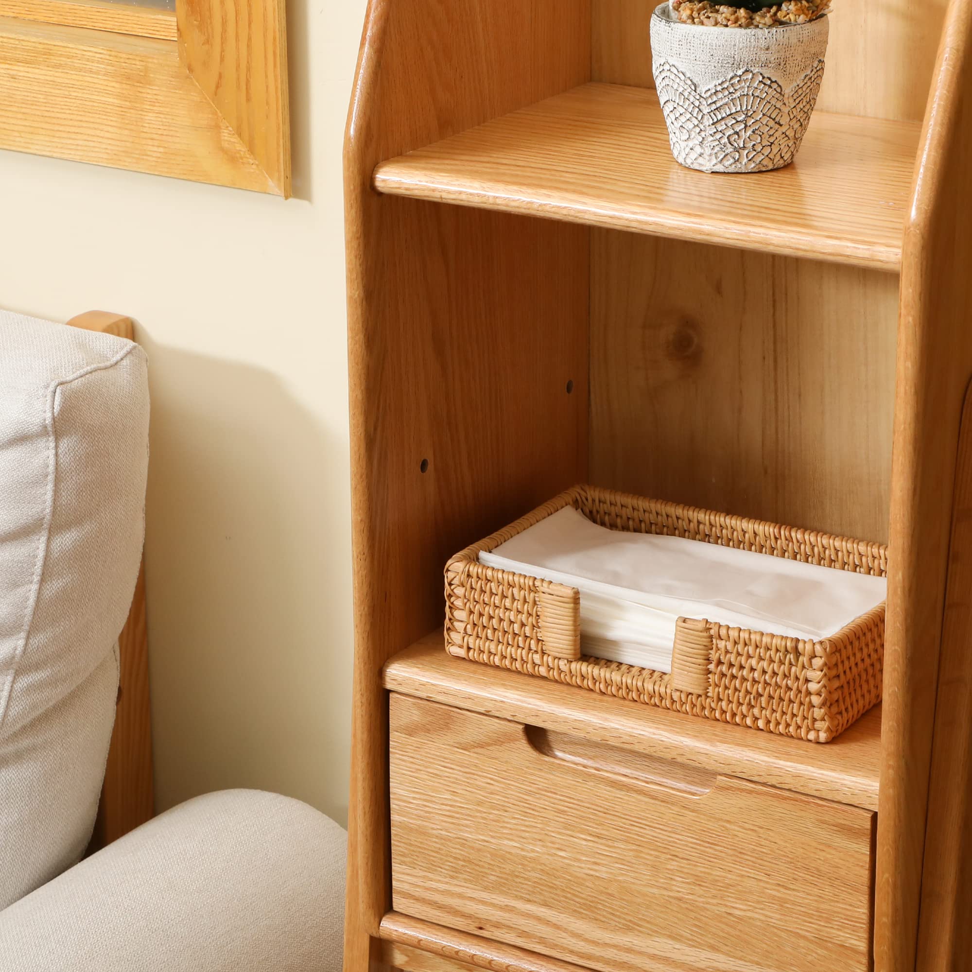 YANGQIHOME guest towel holder with artisan charm for bathroom towels.