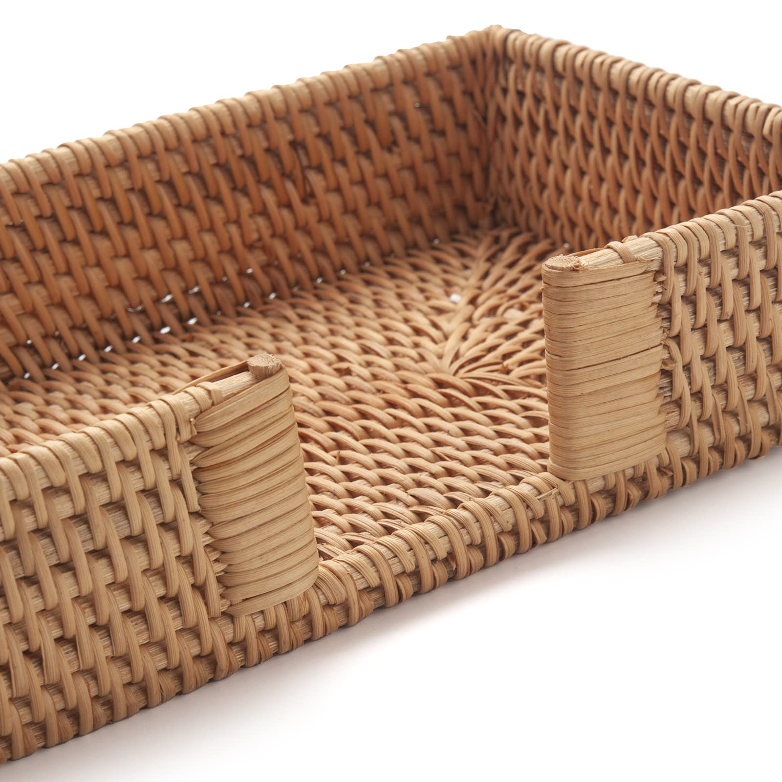 YANGQIHOME handcrafted napkin holder reflects artisan craftsmanship and durability.