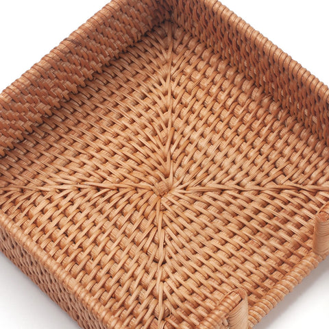 YANGQIHOME restaurant table setup with square rattan napkin holder