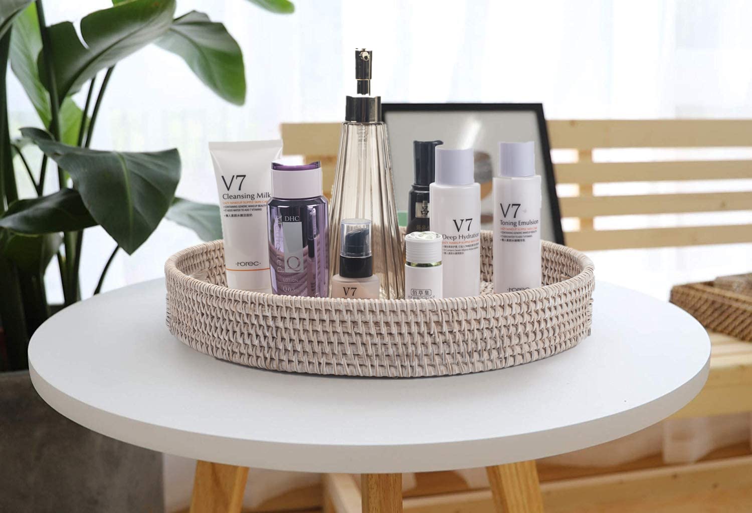 YANGQIHOME whitewash tray adds natural pastoral style to spaces.