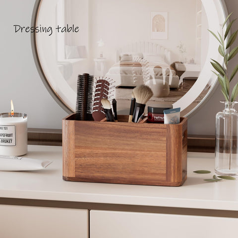 Yaoyiizy compact silverware caddy is ideal for picnics and outdoor meals.