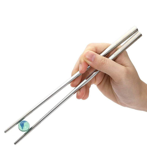 YAPULLYA chopsticks with textured ends for secure grip during noodles.