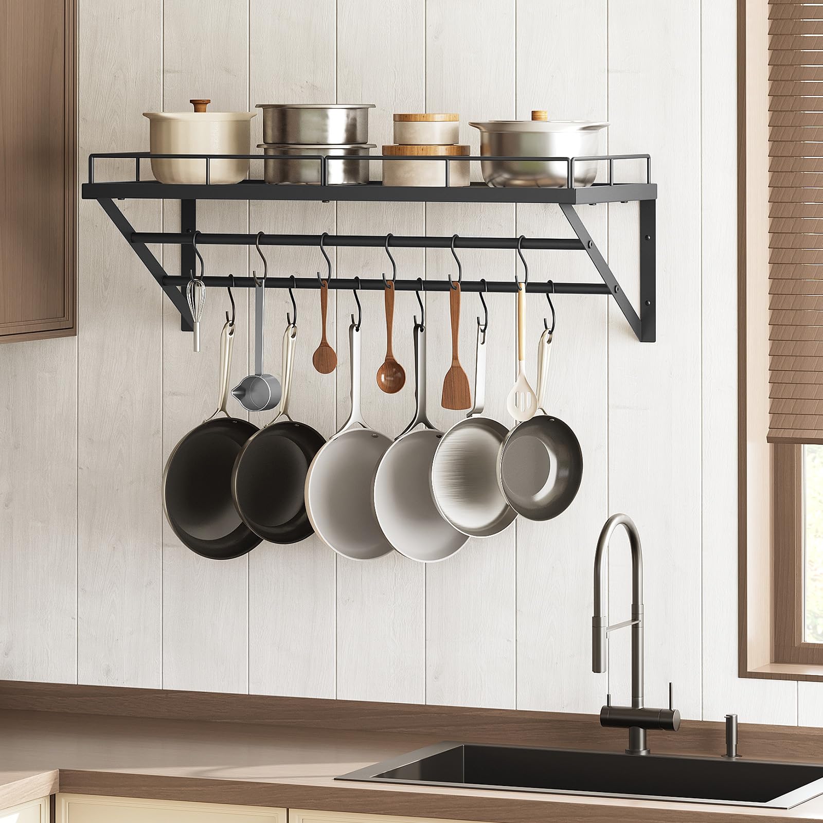 YATINEY black finish complements modern kitchen aesthetics.