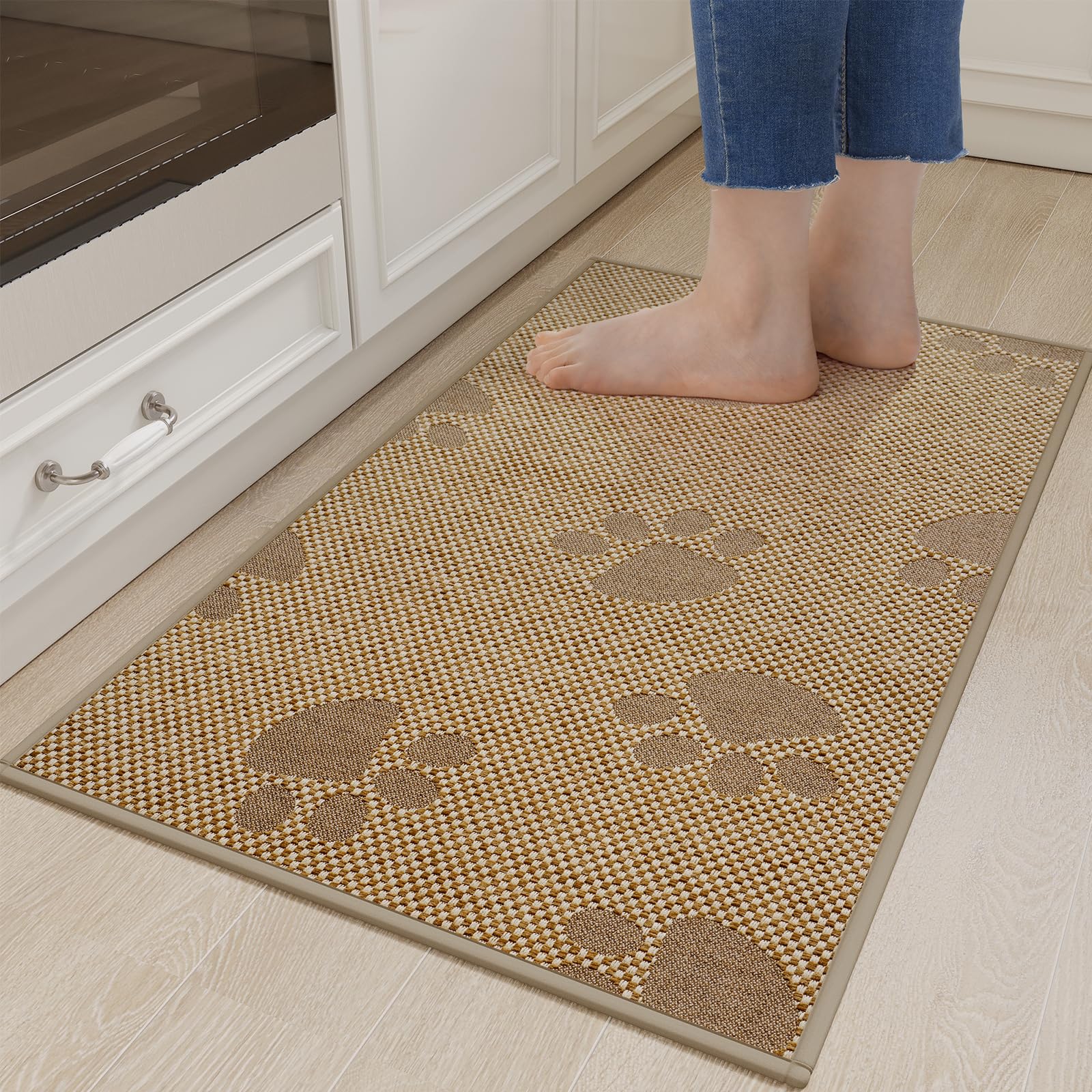 YDKGL kitchen mat with non-slip backing staying flat during use