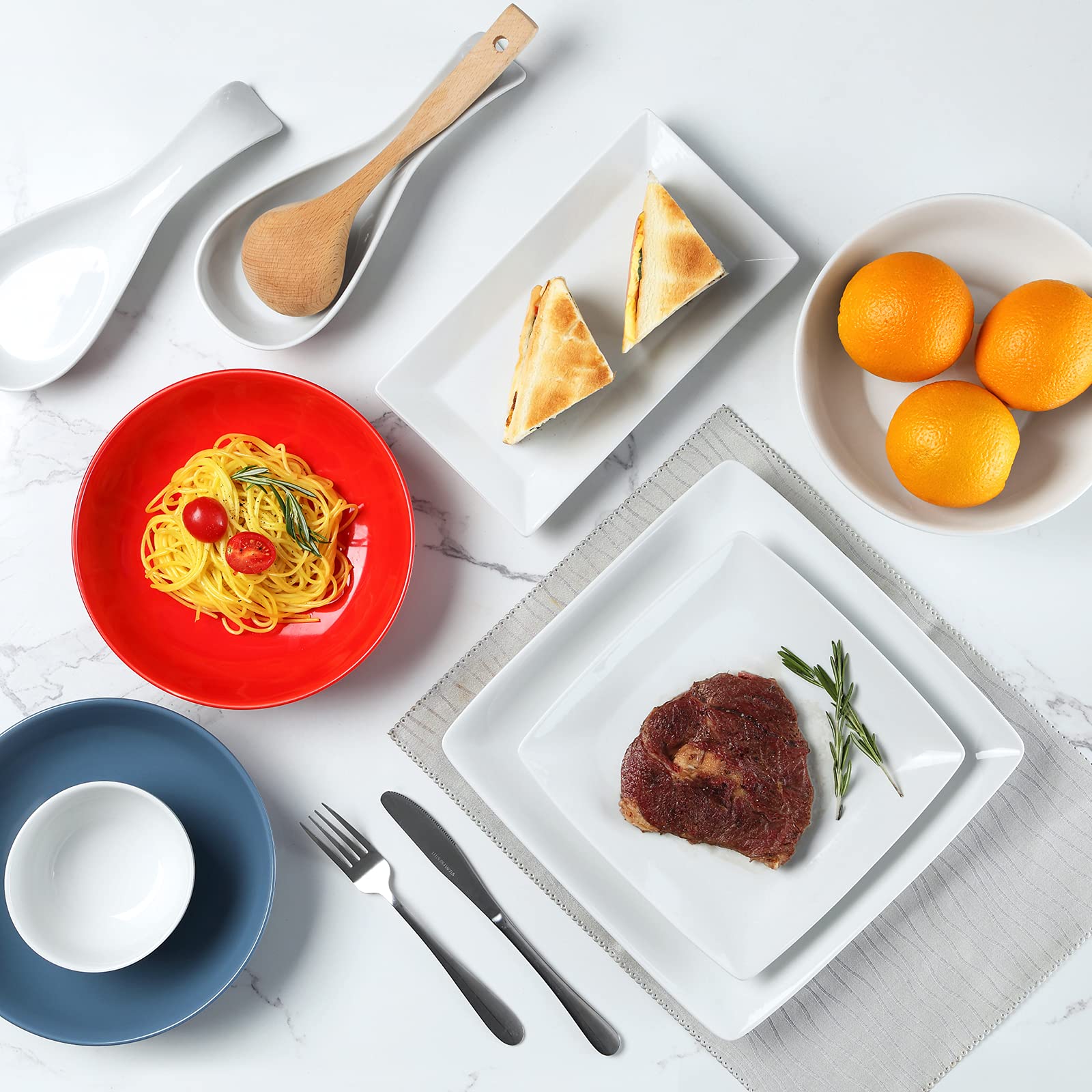 Yedio plate highlighting microwave-safe feature for quick reheating.