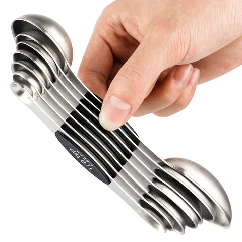 YellRin magnetic measuring spoons dual-sided for precise dry and liquid measuring.